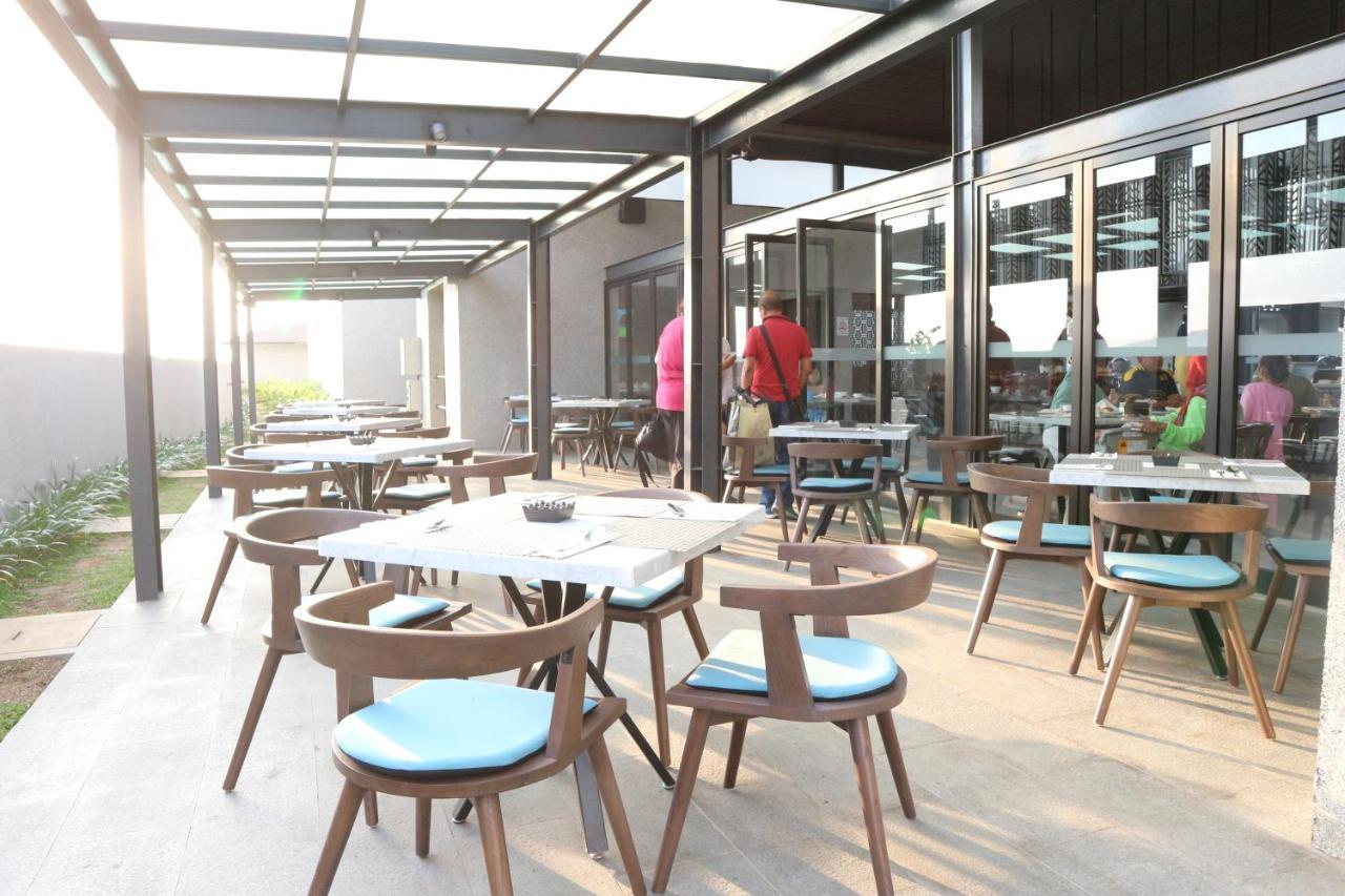 Hotel Santika Garut Zewnętrze zdjęcie